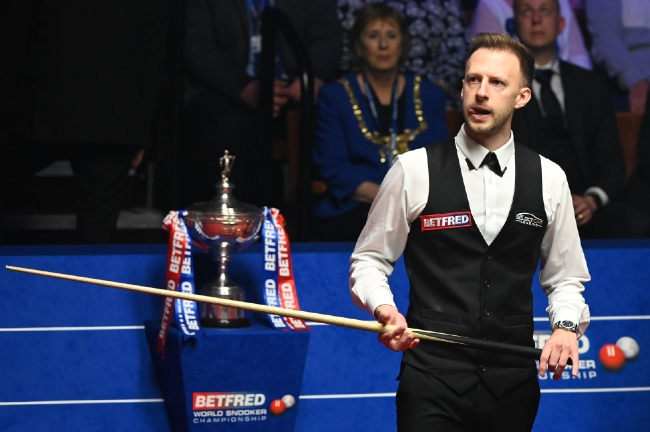 然而在政府 然而在政府