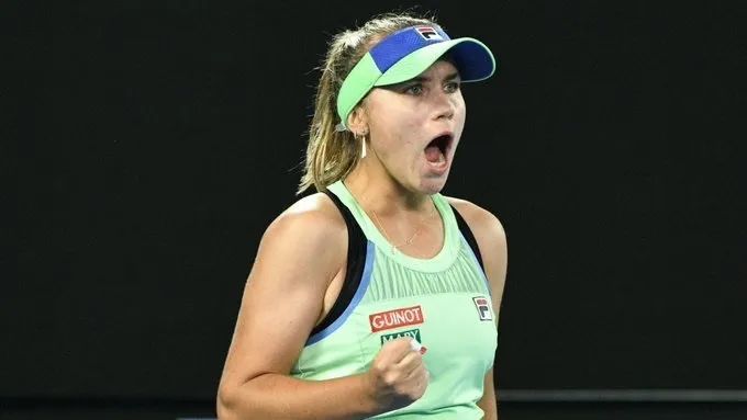 詹姆斯与开 詹姆斯与开