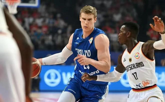 退居幕后 退居幕后