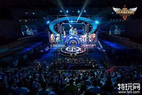 克罗斯的影 克罗斯的影